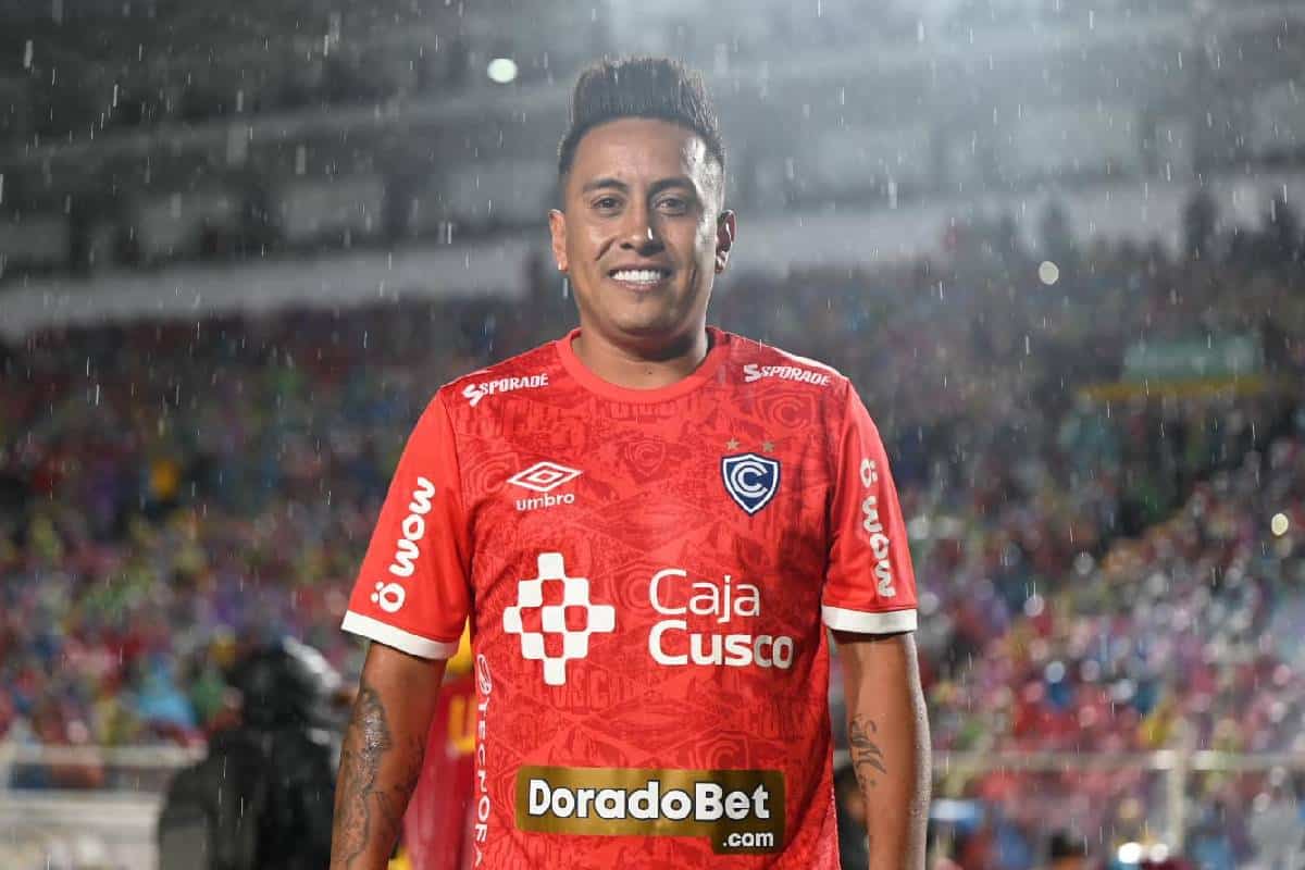 Los 3 sueldos más caros en la carrera de Christian Cueva