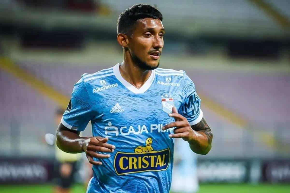 Christofer Gonzales vuelve al Rímac después de rescindir con Universitario.