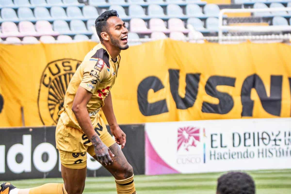 Cusco FC confirmó la renovación de Miguel Aucca: ¿hasta cuándo firmó contrato?