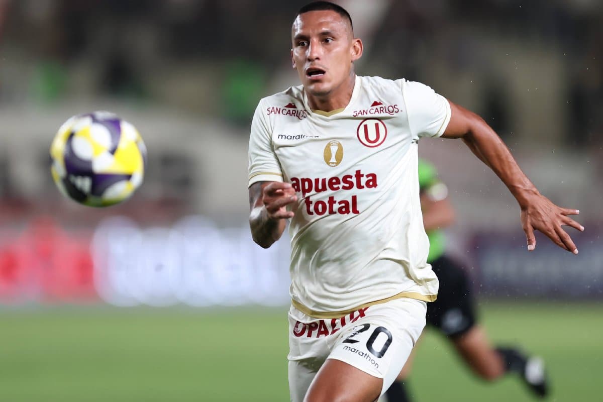 ¿Cuánto gana Álex Valera en Universitario?