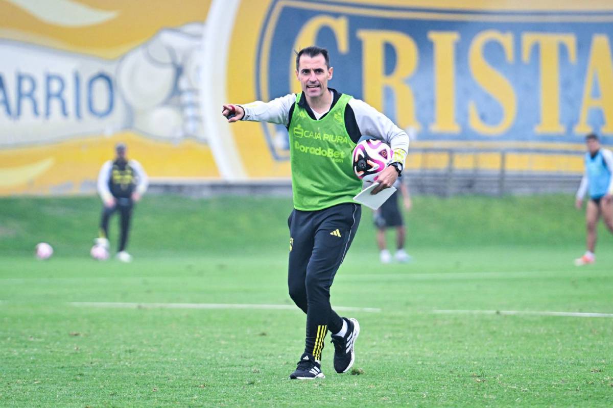 La delicada situación que atraviesa Guillermo Farré en Sporting Cristal: ¿qué debe pasar para que se quede en 2025?