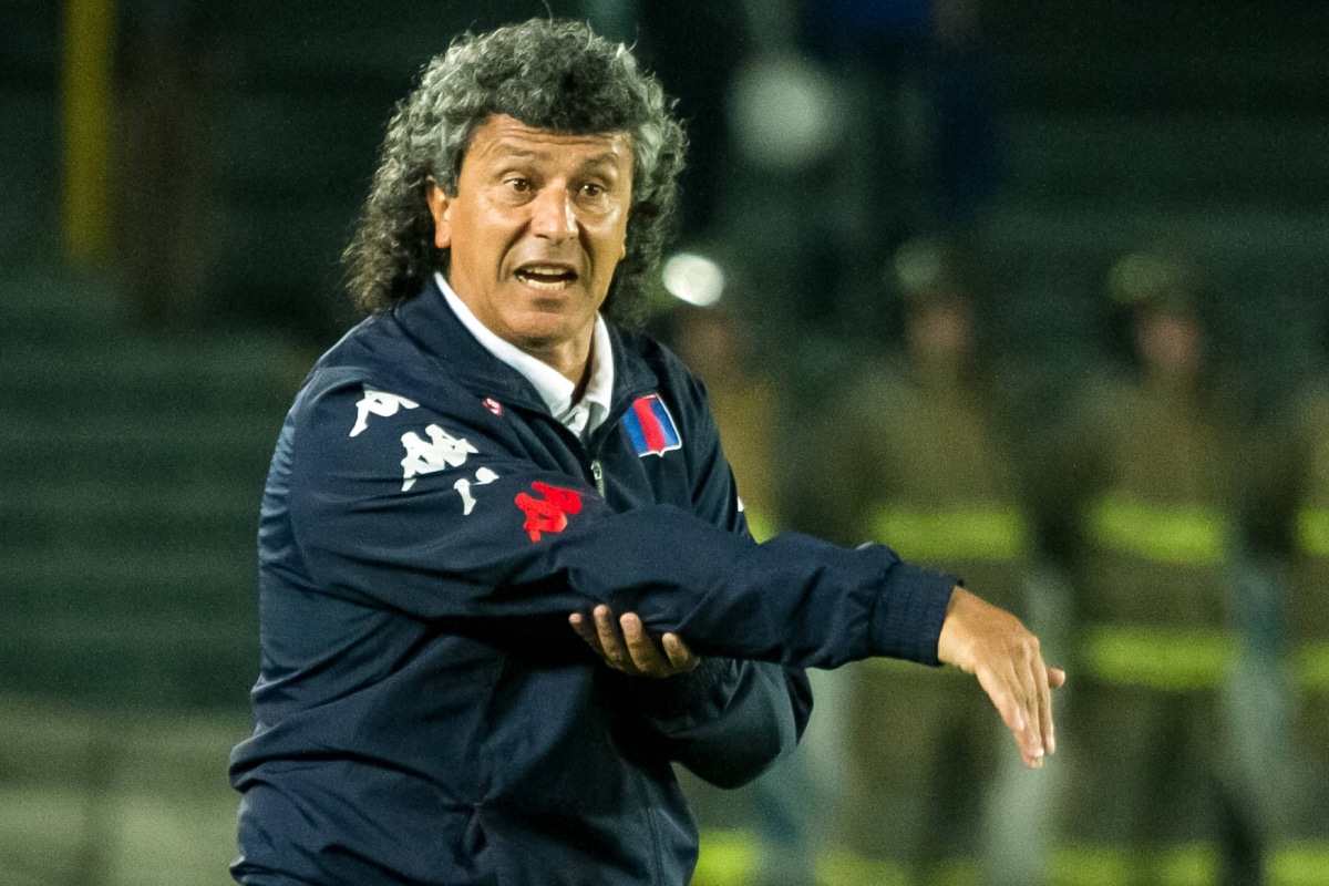Néstor Gorosito planea un sistema 4-2-3-1 en Alianza Lima.