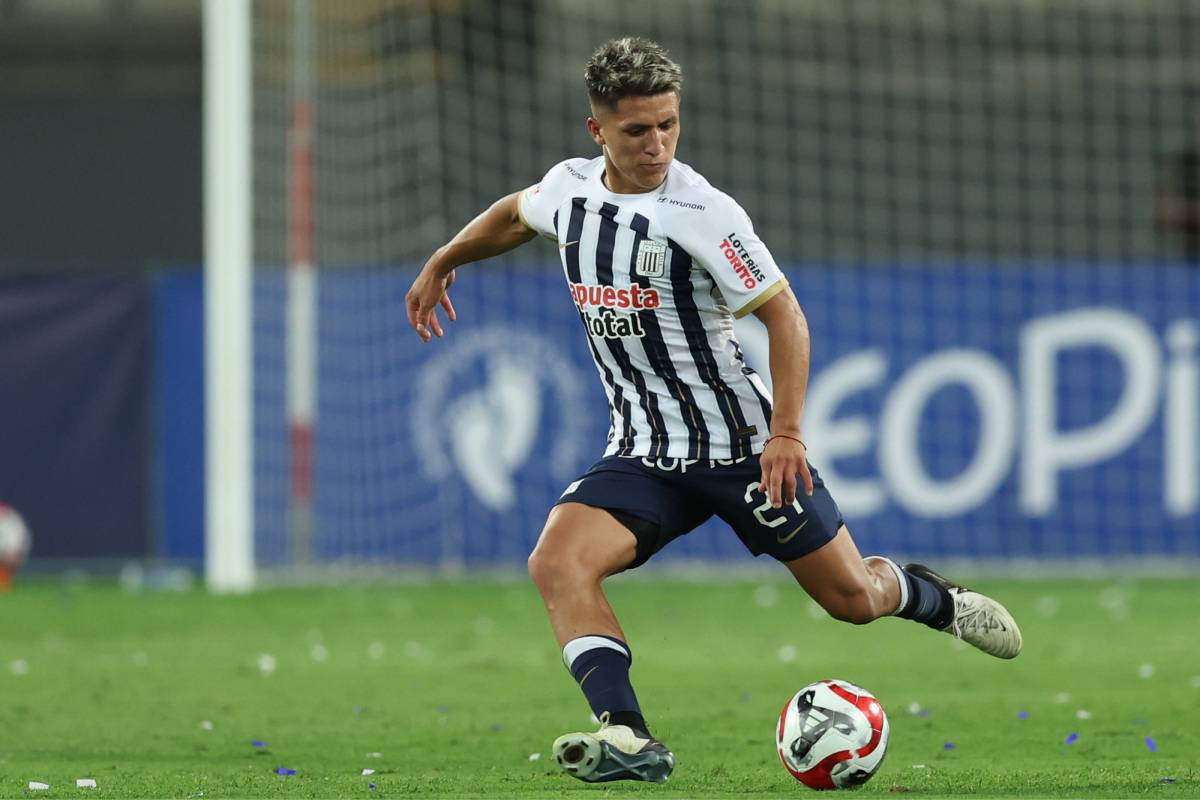 Catriel Cabellos disputó 37 partidos con Alianza Lima y marcó 6 goles.