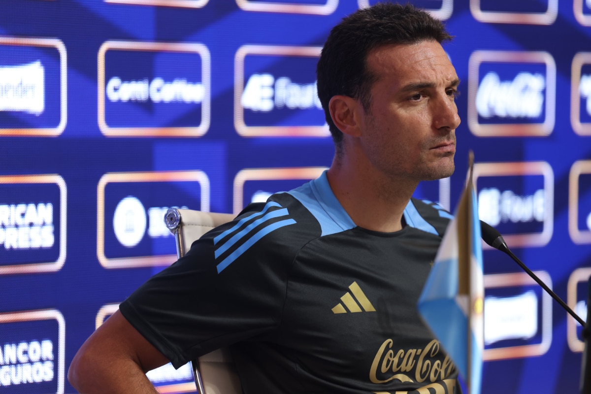 Lionel Scaloni elogió a Andy Polo, Sergio Peña y Oliver Sonne.
