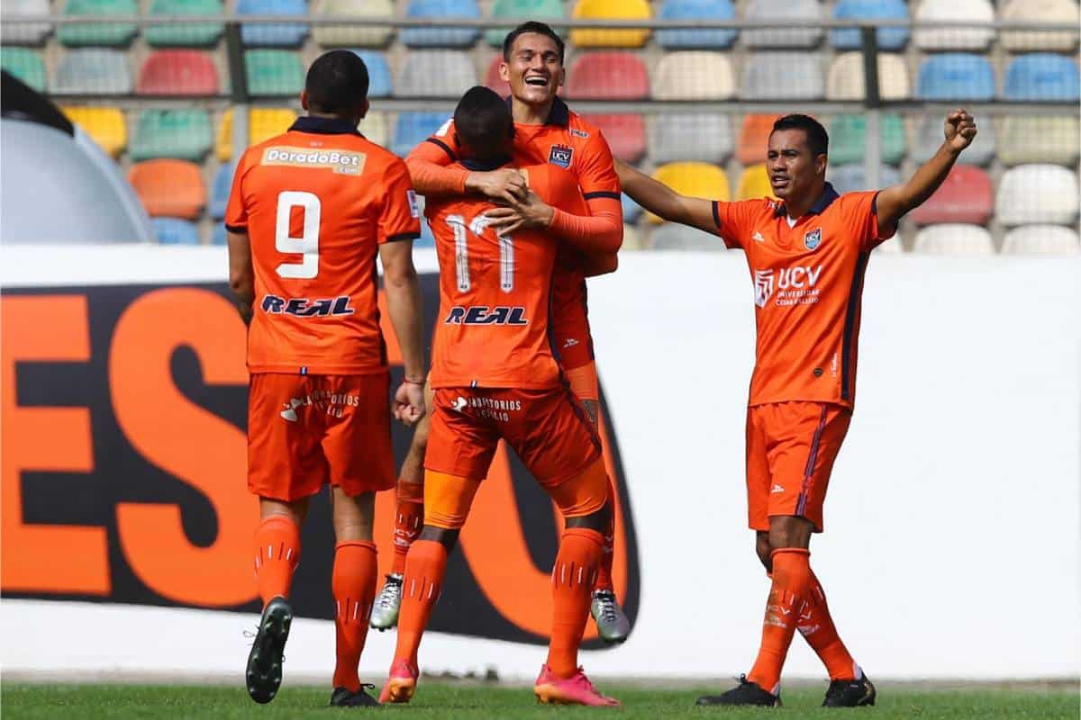 Jairo Vélez ha jugado cuatro temporadas en la UCV.