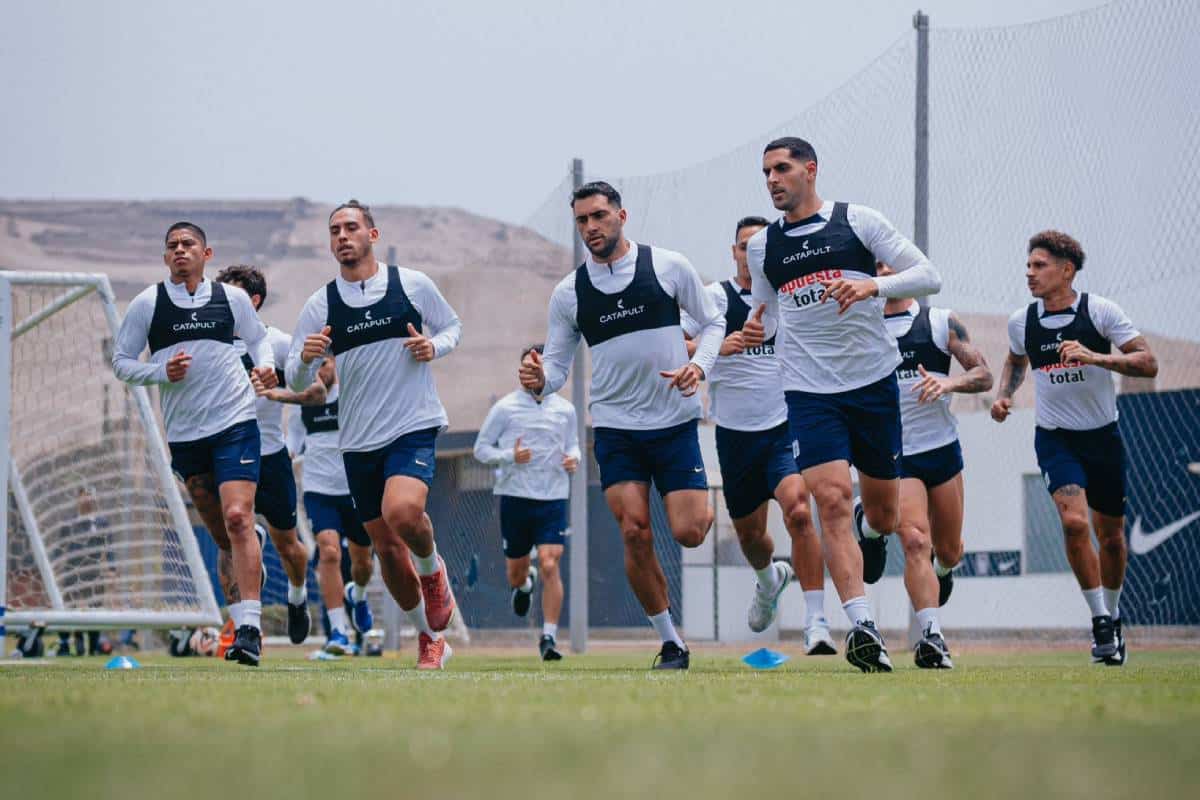 El plantel de Alianza Lima se restructurará para el 2025.
