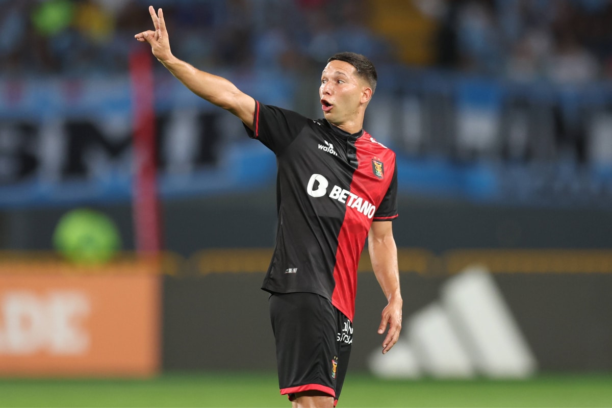 Tomás Martínez jugó 34 partidos y anotó 7 goles con Melgar.