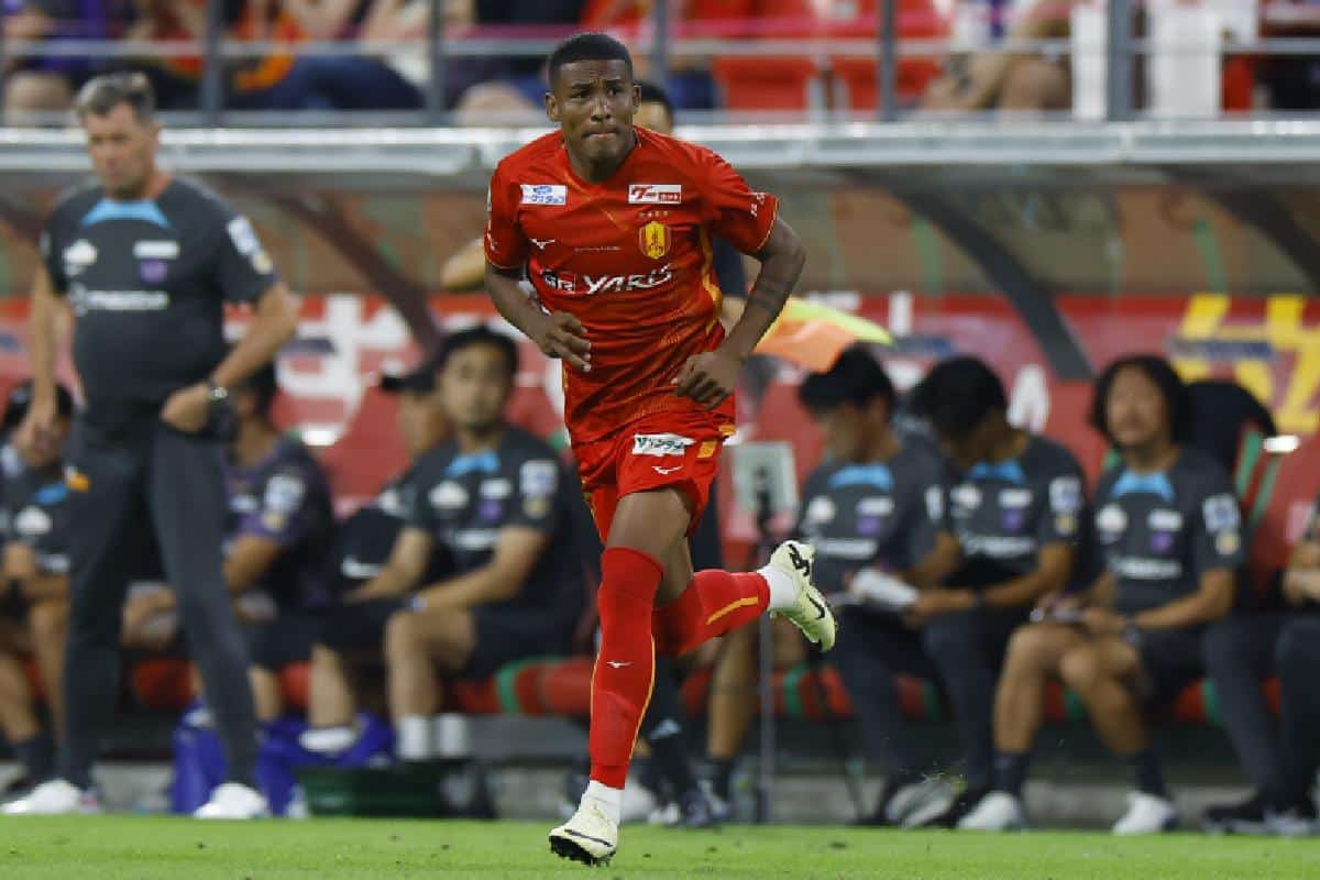 Universitario: José Carabalí fichó en Japón por este motivo y su semblanza ilusiona