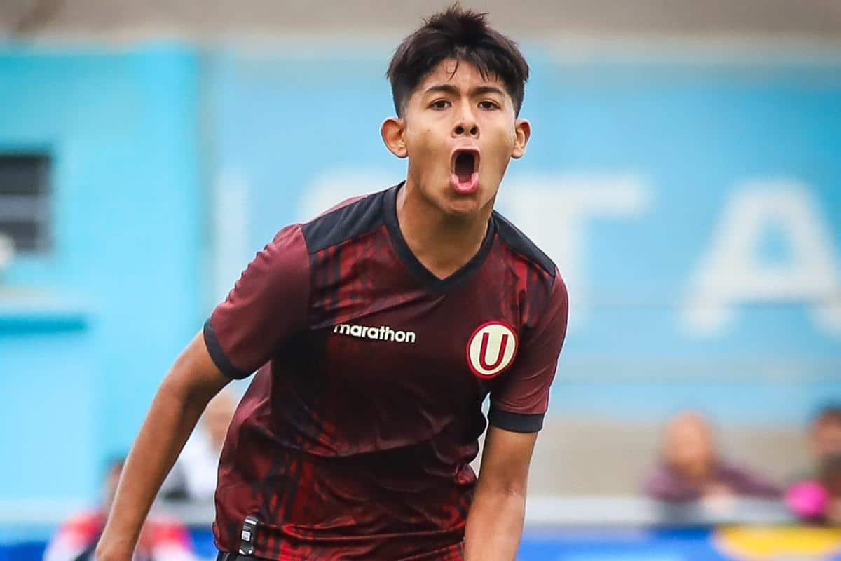 Fichajes Universitario: ¿quién es Leonardo Flores, la nueva ‘joya’ que es comparada con Messi?