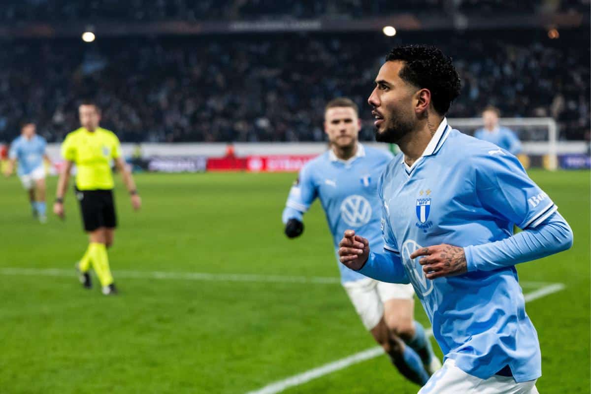 ¿Cuánto gana Sergio Peña en Grecia?