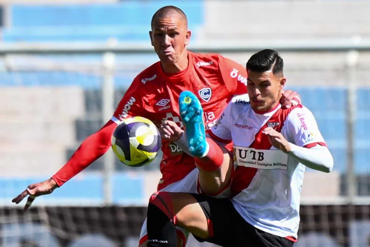 ¿Cómo juega Danilo Ortiz, el defensor central paraguayo que fichó por Cienciano este 2025?