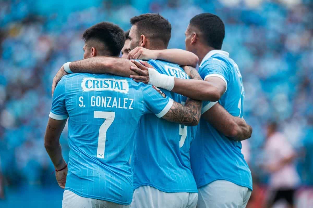 Sporting Cristal presenta 9 bajas y usará a 2 fichajes para enfrentar a Sport Huancayo