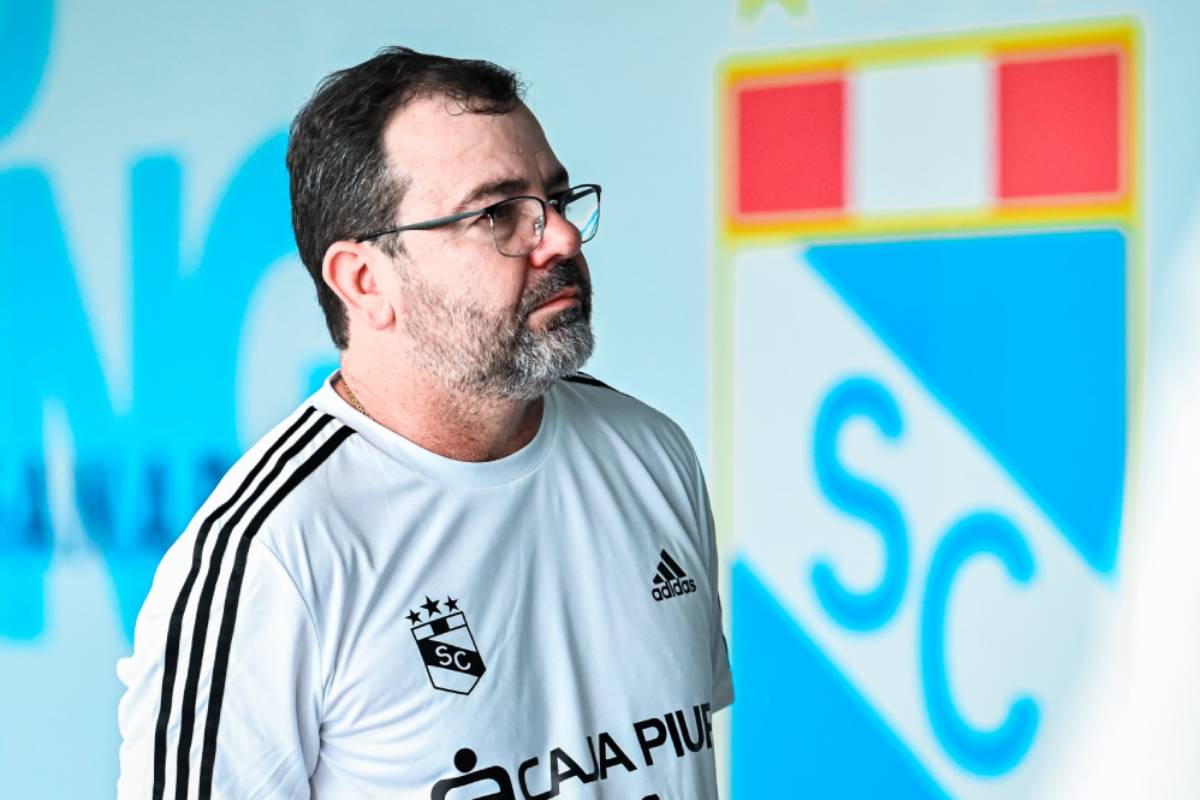 Fichajes Sporting Cristal: ¿Enderson Moreira pega su vuelta a los Celestes, tras despedirse de Avaí de Brasil?