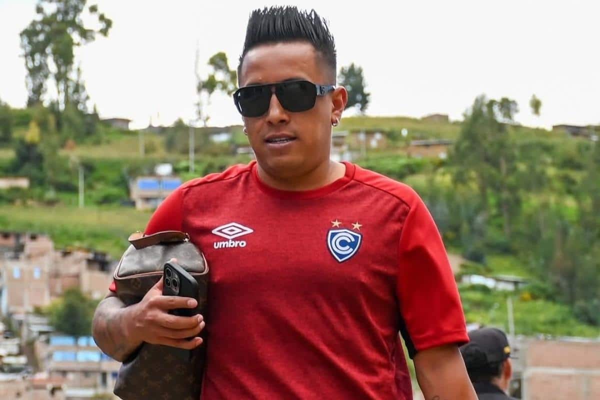 Fichajes de Cienciano: Carlos Desio destaca la presencia de Cueva en el ‘Papá’ y despeja dudas de su futuro