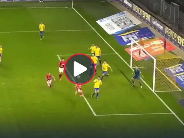 ¡De chalaca! El impactante gol de Oliver Sonne para rescatar a Silkeborg de la derrota