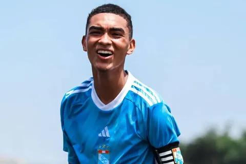 Quién es Alexandro Fanárraga, el nuevo volante de Sporting Cristal