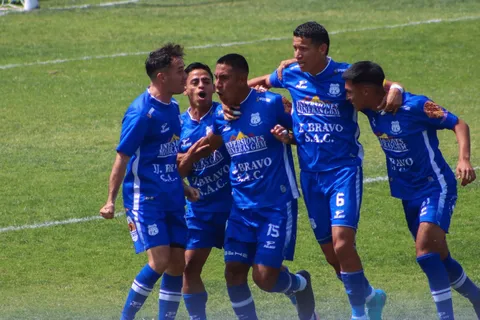 Deportivo Municipal vs Santos FC hoy: a qué hora juegan, formaciones y dónde ver en vivo