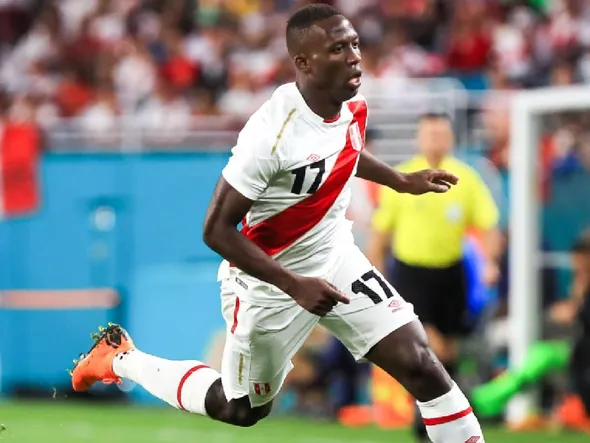El sincericidio de Luis Advíncula sobre su futuro en Boca y Perú: “Estoy casi en el final”