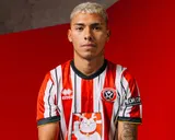 ¿Cuánto dinero recibe FBC Melgar por la venta de Jefferson Cáceres al Sheffield United?