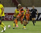 El tremendo elogio del director técnico de Defensa y Justicia a Paolo Guerrero: “Admiración muy grande”