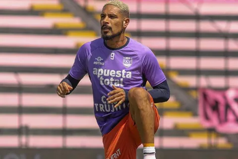 Paolo Guerrero busca el bicampeonato de Copa Sudamericana con la UCV: ¿cuántos jugadores lo lograron?