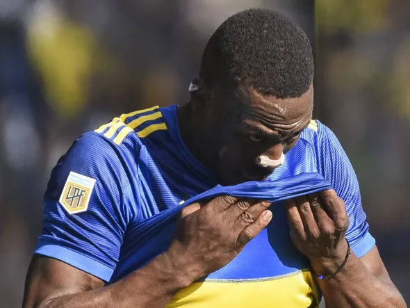 Luis Advíncula reapareció tras su expulsión en Boca vs Cruzeiro: “No estoy bien”