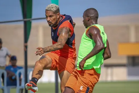 ¿Cómo puede encajar Paolo Guerrero en César Vallejo?