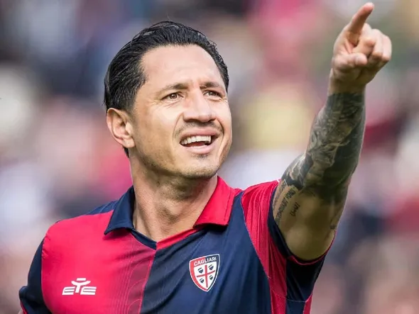 Gianluca Lapadula anotó, pero su gol fue anulado en derrota de Cagliari