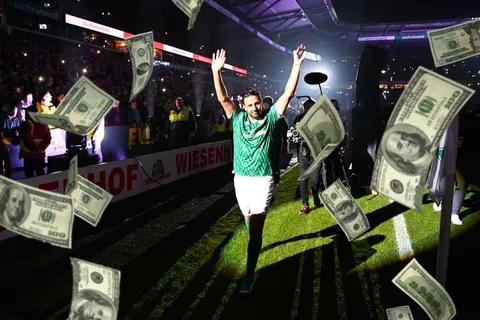 ¿Cómo es el mall donde invirtió Claudio Pizarro y cuánto dinero gastó?