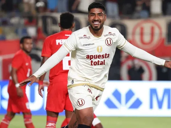 ¿Se va Paolo Reyna? El lateral de Universitario, en la mira desde el exterior