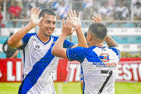Liga 1: Alianza Atlético sorprende y deja ir a un defensor canterano a Segunda División