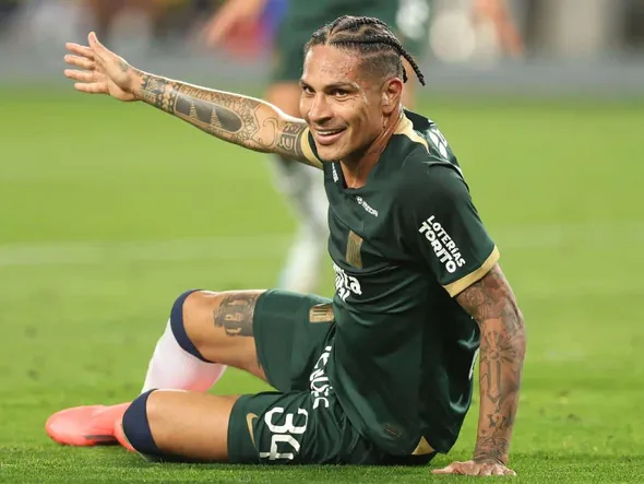 ¿Cómo es la mansión que tiene Paolo Guerrero en Perú?