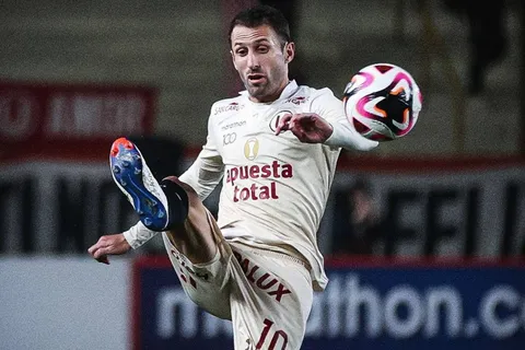 Liga 1: ¿debió ser roja para Calcaterra en Universitario vs Garcilaso?