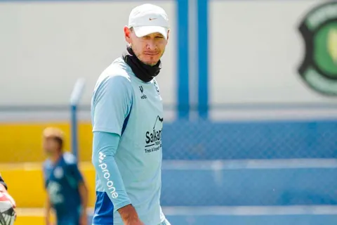 Polémicas en el arco: Diego Penny y sus expulsiones en la Liga 1 2024