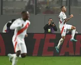 Eliminatorias: la tremenda racha negativa que rompió Alexander Callens en Perú vs Colombia