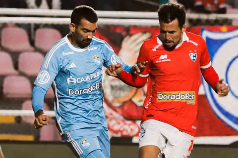 Puntos repartidos: Sporting Cristal igualó 2-2 con Cienciano en la altura de Cusco