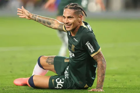 ¿Cómo es la mansión que tiene Paolo Guerrero en Perú?