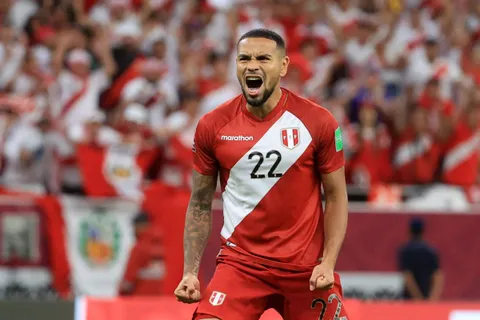 ¿Alexander Callens será convocado para amistosos de Perú en marzo?