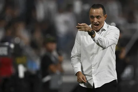Alejandro Restrepo y su bronca tras empate entre Alianza Lima y Fluminense