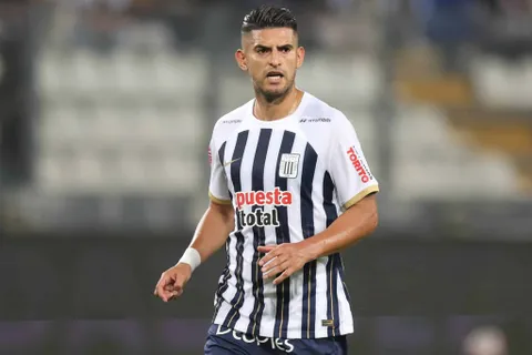 Fichajes: Alianza Lima tomó una decisión sobre el futuro de Carlos Zambrano