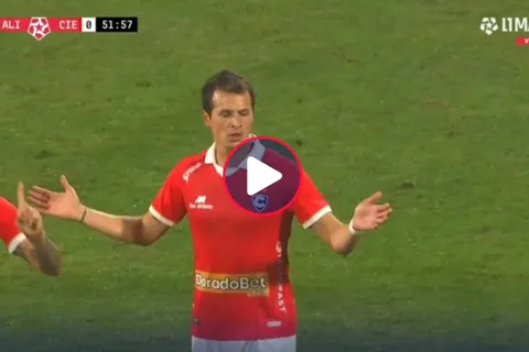 ¡Se salvaron! El VAR anula gol de Cienciano y Alianza mantiene la ventaja de 1-0