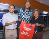 ¿Cuándo sería el debut de Paolo Guerrero en César Vallejo?
