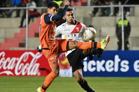 Al borde de la eliminación: César Vallejo cayó 2-0 ante Always Ready por la Copa Sudamericana