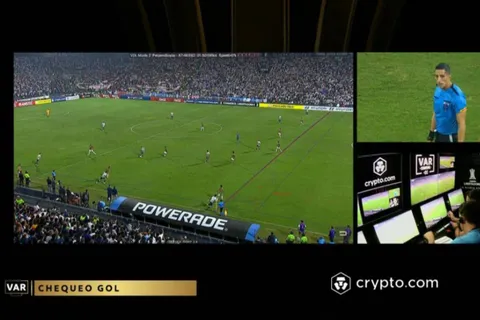 ¿Fue offside? El polémico gol que anuló el VAR para el triunfo de Alianza Lima vs. Colo Colo