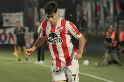 Fichajes Melgar: el Dominó mejoró su oferta por un jugador argentino y sigue negociando con el club