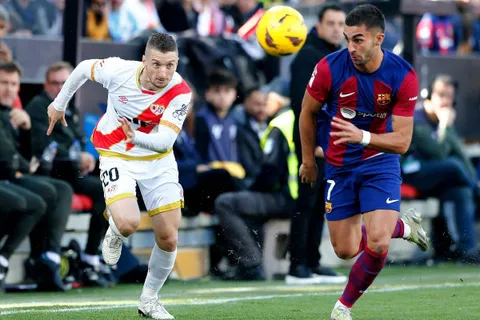Rayo Vallecano vs FC Barcelona – La Liga: a qué hora juegan, dónde ver, posibles alineaciones e historial