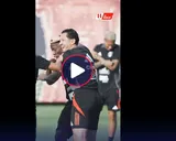 Luis Advíncula y Gianluca Lapadula se divierten en el entrenamiento de la ‘Bicolor’