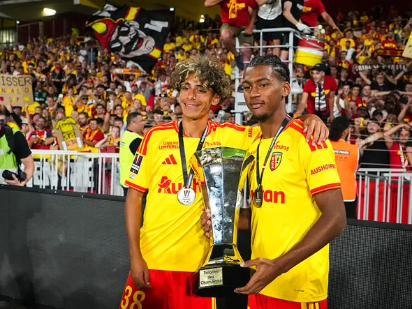 Mercato – Le RC Lens a doublé l’ASSE et le PSG pour une pépite déjà évaluée à 10 M€