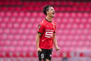 Mercato – Sur un nuage en L1, à deux doigts des Bleus… Le Stade Rennais peut déjà rêver du jackpot avec Esteban Lepaul