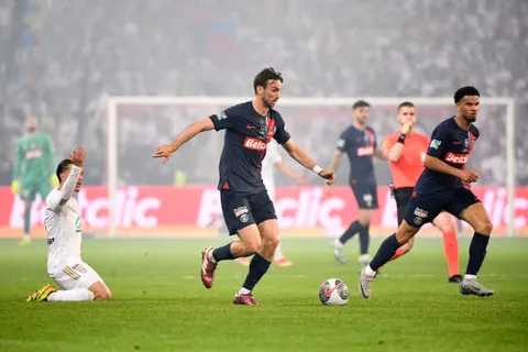 Mercato - PSG-Barça : un échange XXL évoqué impliquant Fabian Ruiz !